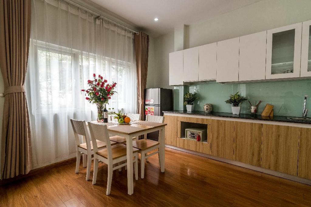 New Apart Hotel Hanoi Exteriör bild